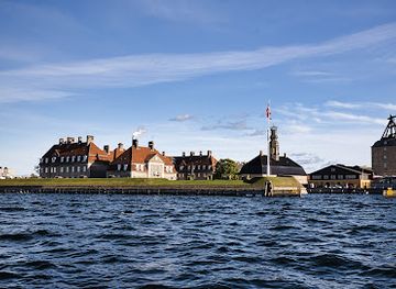 denmark/zealand/attraction/stromma-canal-tours