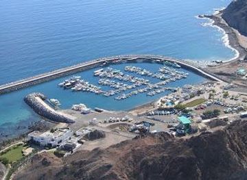 oman/muscat/attraction/marina-bandar-al-rowdha