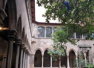 spain/barcelona/attraction/santa-anna-church