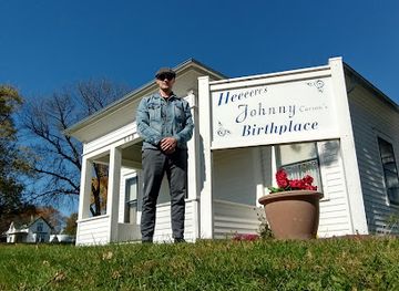 iowa/corn-belt/attraction/johnny-carson-birthplace-society