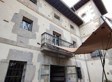 spain/basque-country/attraction/ubietako-jauregia