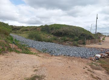 ghana/kokrobite/attraction/grove-beach-nyanyanu