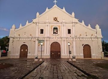 philippines/vigan/attraction/metropolitan-cathedral-of-the-conversion-of-st-paul-the-apostle