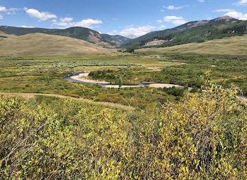 colorado/elk-mountains/attraction/brush-creek-trailhead