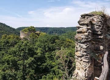 czechia/palava/attraction/novy-hradek-u-lukova-neuhausel-castle-ruins