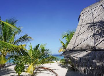 indonesia/east-nusa-tenggara/attraction/le-pirate-island