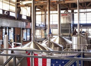 iowa/newton/attraction/harpoon-brewery-beer-hall