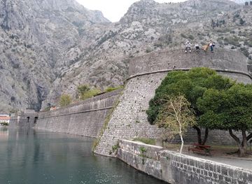 montenegro/tara-river-valley/attraction/saint-luke-s-church