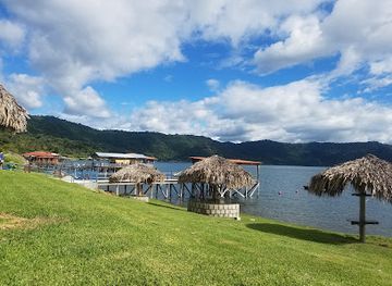 el-salvador/lake-coatepeque/attraction/club-de-el-salvador