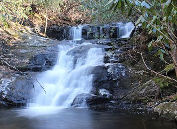 north-carolina/nantahala-national-forest/attraction/big-laurel-falls