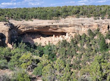 colorado/mesa-verde-national-park/attraction/sun-temple