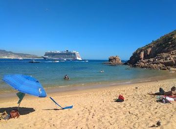 mexico/cabo-san-lucas/attraction/playa-publica-cabo-san-lucas