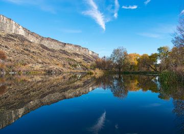 idaho/treasure-valley/attraction/thousand-springs-state-park-hagerman-fossil-beds-national-monument-visitor-s-center
