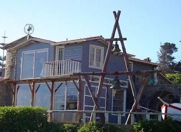 chile/vina-del-mar/attraction/isla-negra