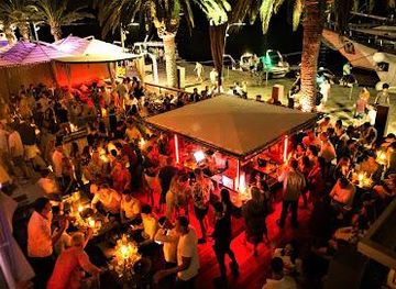 croatia/trogir/attraction/carpe-diem-bar-hvar-town