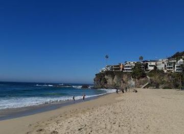 california/costa-mesa/attraction/1000-steps-beach