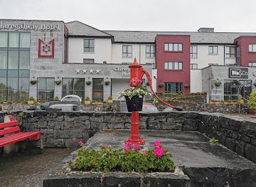 ireland/county-galway/attraction/vintage-water-pump