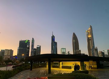 kuwait/al-ahmadi-governorate/attraction/al-shaheed-park-fountain