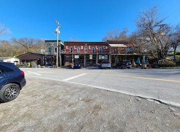 illinois/southern-illinois/attraction/makanda-boardwalk