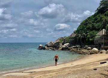 thailand/koh-tao/attraction/hat-sai-nuan