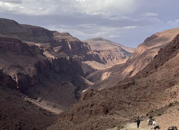 morocco/todra-gorge/attraction/moroccorockclimbing