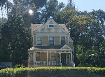 california/pasadena/south-lake-avenue/attraction/vivekananda-house