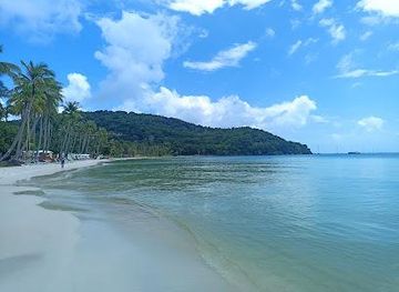 vietnam/phu-quoc/attraction/sao-beach