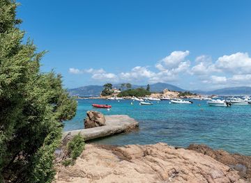 france/corsica/attraction/plage-d-isolella