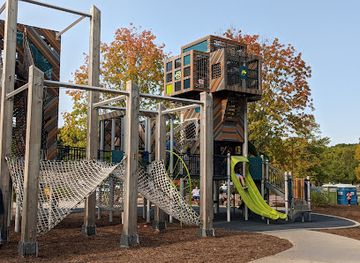 minnesota/mississippi-river/attraction/clifton-e-french-regional-park