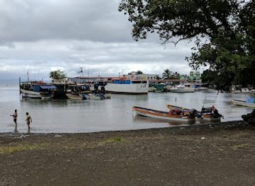 papua-new-guinea/alotau/attraction/alotau-war-memorial-park