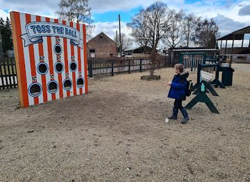 united-kingdom/skegness/attraction/tattershall-farm-park