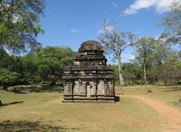 sri-lanka/polonnaruwa-district/attraction/polonnaruwa-sivan-kovil