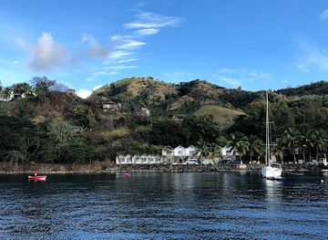 saint-vincent-and-the-grenadines/saint-andrew/attraction/wallilabou-anchorage