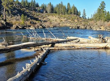 oregon/bend/attraction/river-rim-park