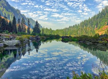 washington/mount-baker-snoqualmie-national-forest/attraction/heather-lake-trail