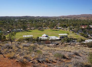 australia/macdonnell-ranges/attraction/anzac-oval