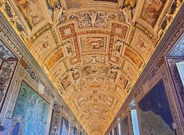 vatican-city/vatican-obelisk/attraction/gallery-of-tapestries