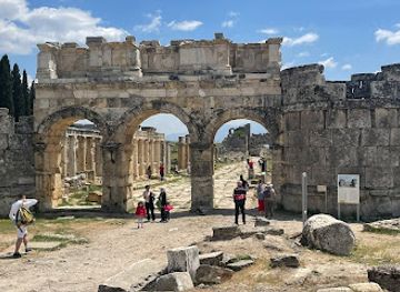 turkiye/pamukkale/attraction/frontinus-gate