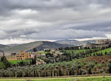 jordan/salt/attraction/um-jawza