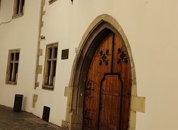 romania/cluj-napoca/attraction/matei-corvin