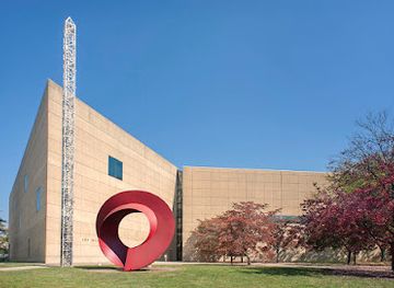 indiana/morgan-monroe-state-forest/attraction/eskenazi-museum-of-art