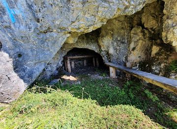 romania/apuseni-mountains/attraction/huda-de-lapte