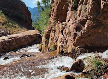 colorado/colorado-springs/manitou-springs/attraction/rainbow-falls