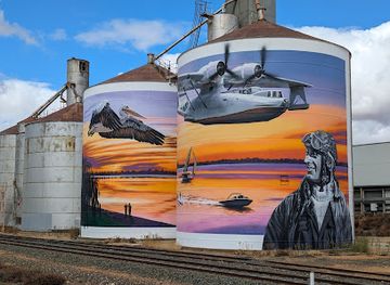 australia/mallee/attraction/lake-boga-silo-art