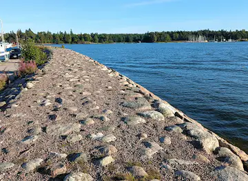 Herttoniemenranta Breakwater