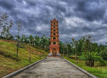 vietnam/central-highlands/attraction/tay-son-of-heaven-forum