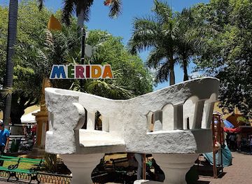 mexico/yucatan-peninsula/attraction/parque-de-santa-lucia