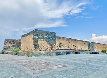 saudi-arabia/asir/attraction/shamsan-historical-castle