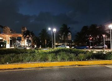 mexico/cancun/attraction/blvd-kukulcan