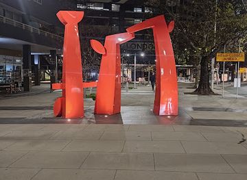 australia/canberra/city-centre/attraction/choice-of-passage-publicart